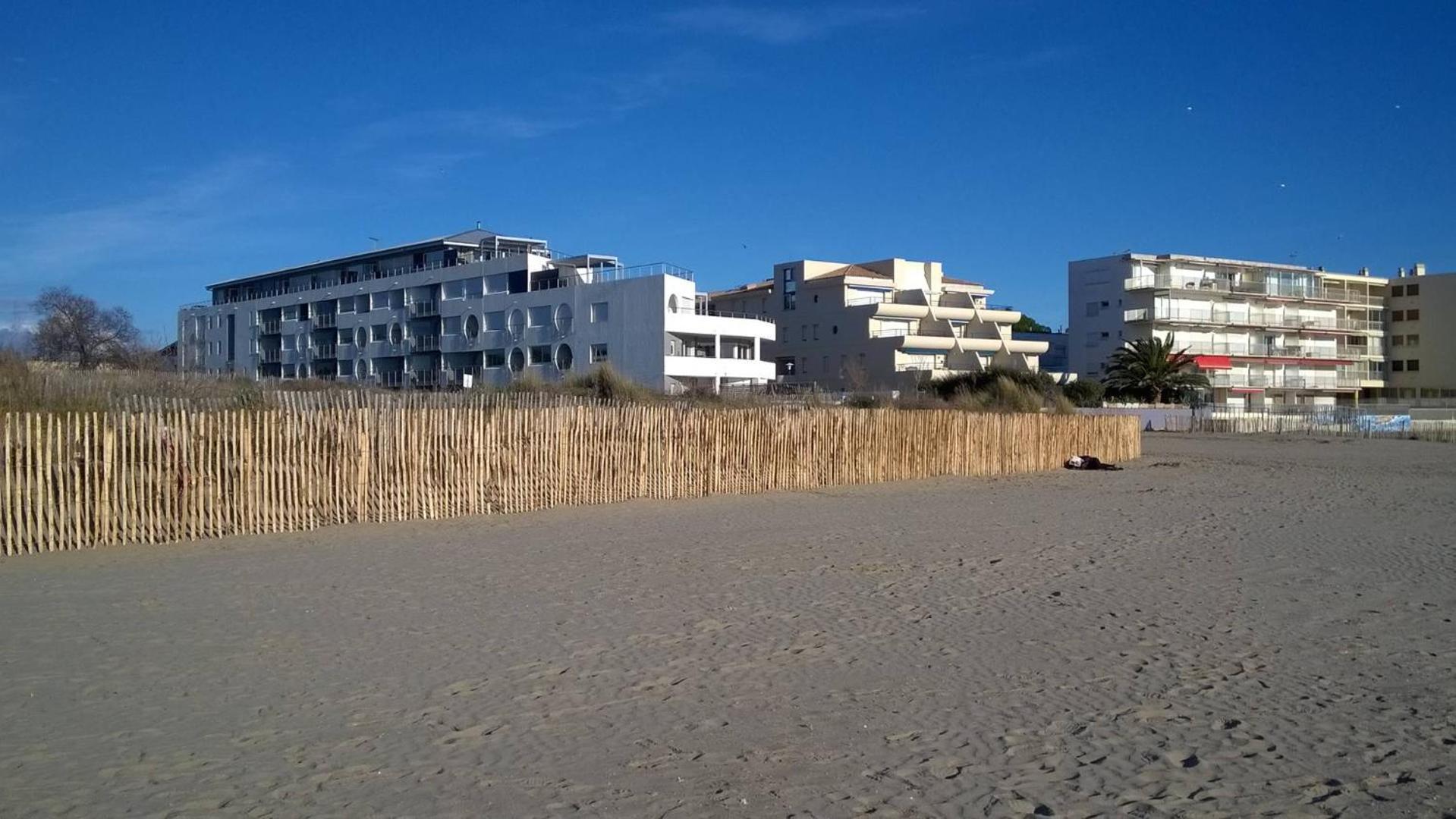 As14629 - P2 Mezzanine Avec Vue Mer Laterale, Dans Une Residence Sur Plage Avec Parking Prive Ле-Гро-дю-Руа Экстерьер фото